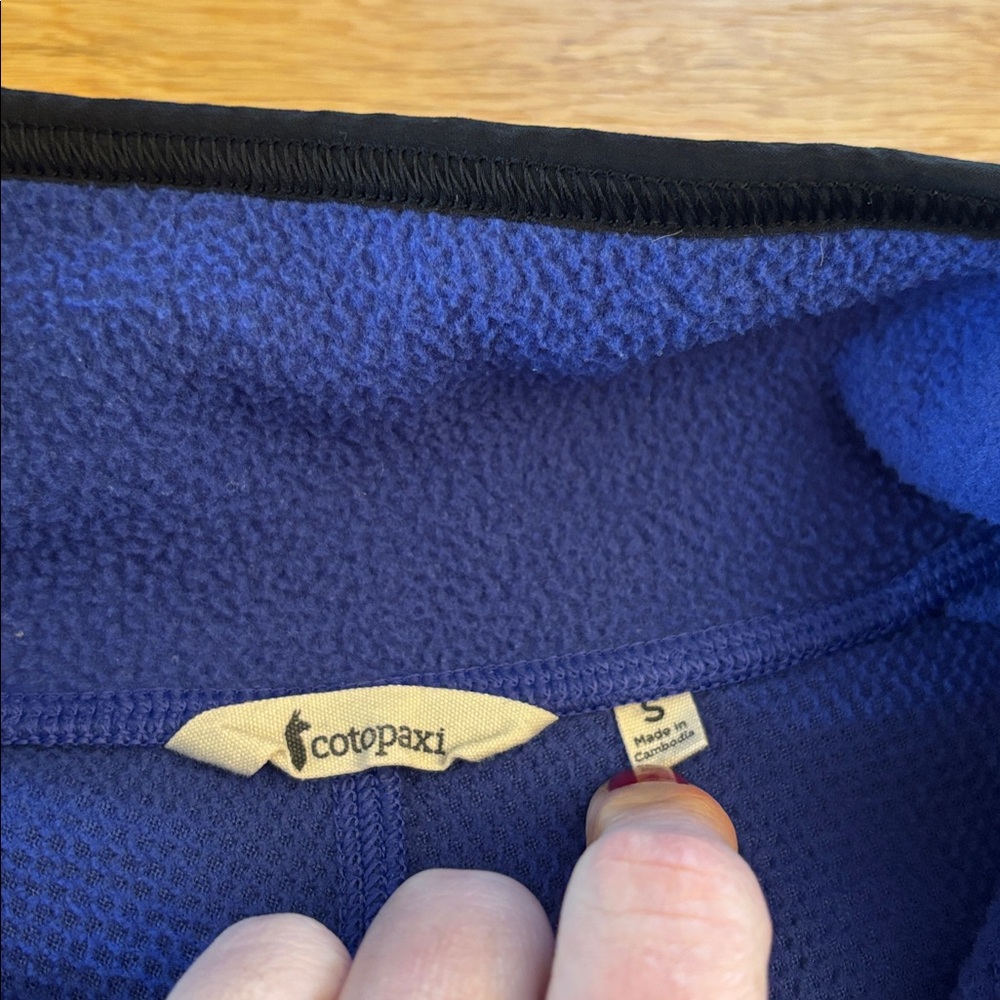 cotopaxi Blue and Plum Fleece Pullover Jacket - Picture 4 of 12